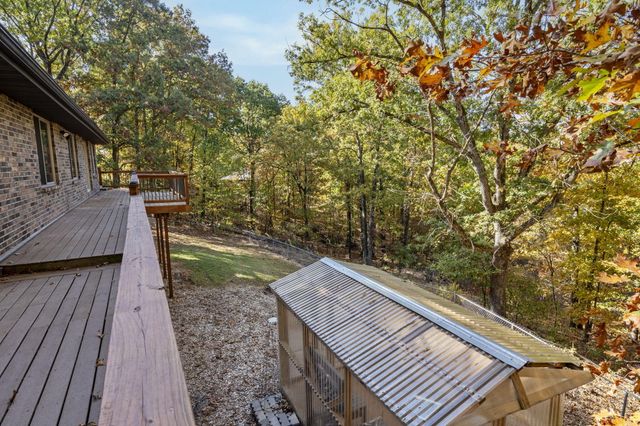 55 Lovers Lane, Branson West, MO 65737
