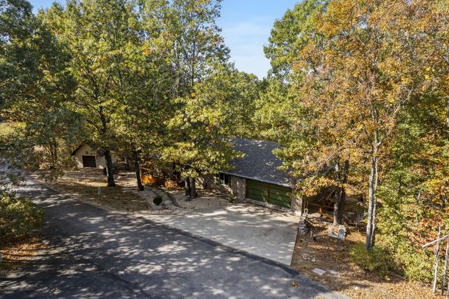 55 Lovers Lane, Branson West, MO 65737