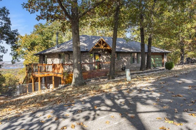55 Lovers Lane, Branson West, MO 65737
