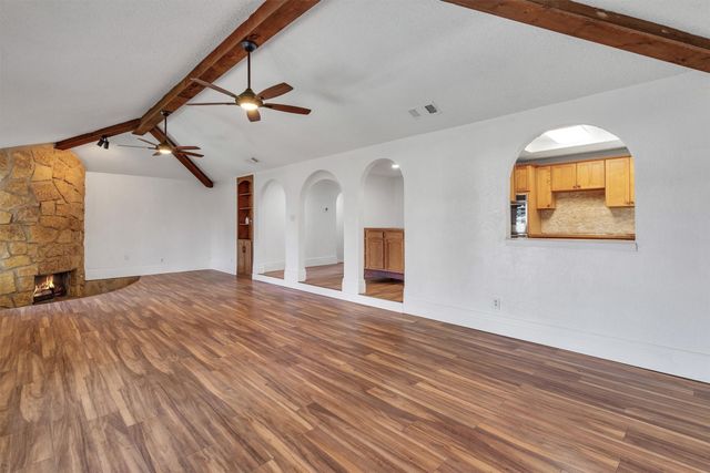 1031 Boston Boulevard, Bedford, TX 76022