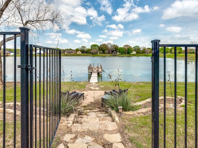1165 Brent Avenue, Terrell, TX 75160