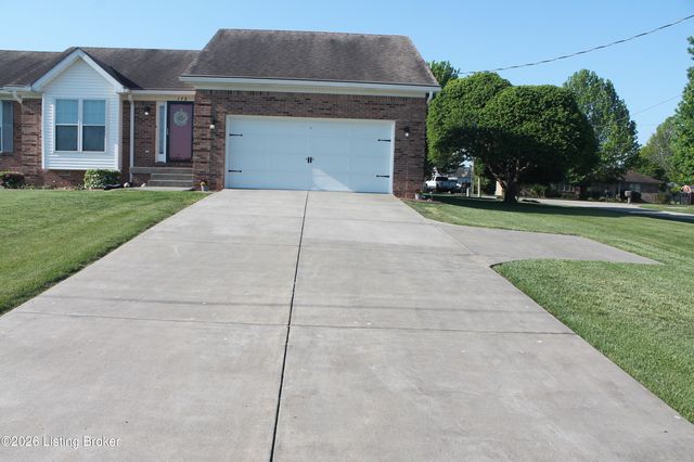175 Bluegrass Way, Mt Washington, KY 40047