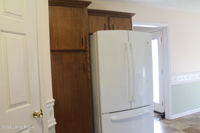 175 Bluegrass Way, Mt Washington, KY 40047