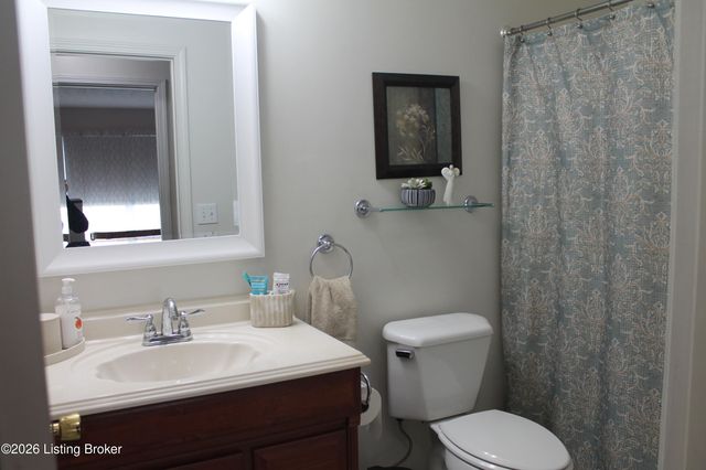 175 Bluegrass Way, Mt Washington, KY 40047