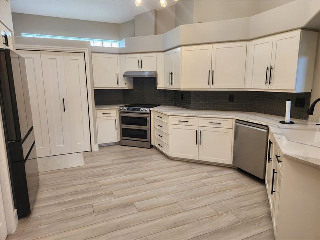 3761 AMAPOLA LANE, Sarasota, FL 34238