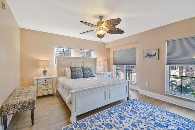 525 MANDALAY AVENUE 11, Clearwater Beach, FL 33767