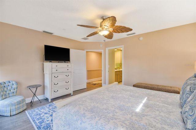 525 MANDALAY AVENUE 11, Clearwater Beach, FL 33767