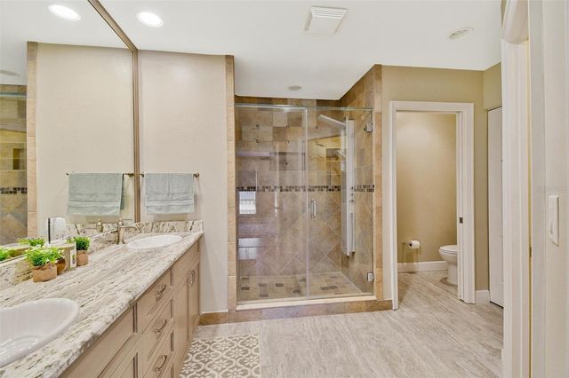 525 MANDALAY AVENUE 11, Clearwater Beach, FL 33767