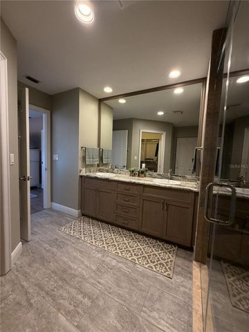 525 MANDALAY AVENUE 11, Clearwater Beach, FL 33767