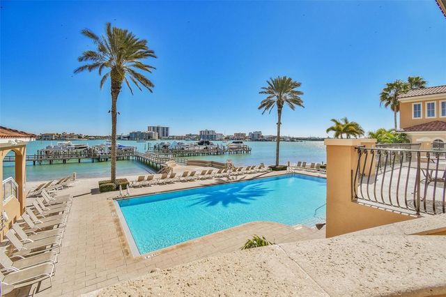 525 MANDALAY AVENUE 11, Clearwater Beach, FL 33767