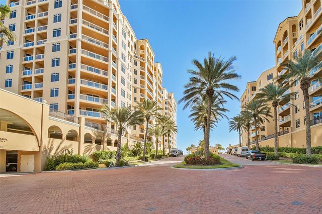 525 MANDALAY AVENUE 11, Clearwater Beach, FL 33767
