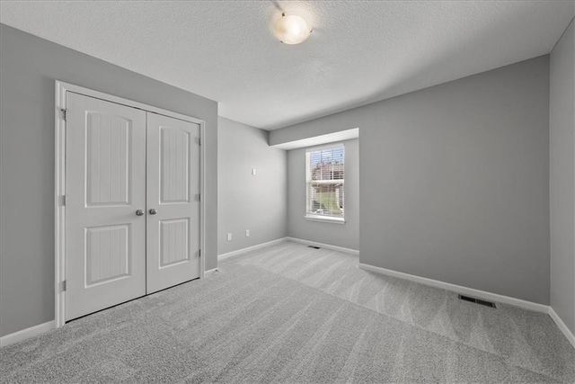 2309 S Heartland Court, Independence, MO 64057