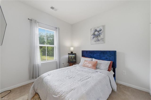 7612 Luminary DR, Williamsburg, VA 23188