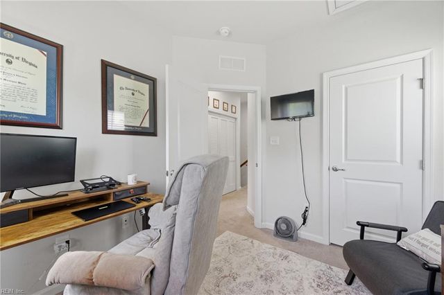7612 Luminary DR, Williamsburg, VA 23188