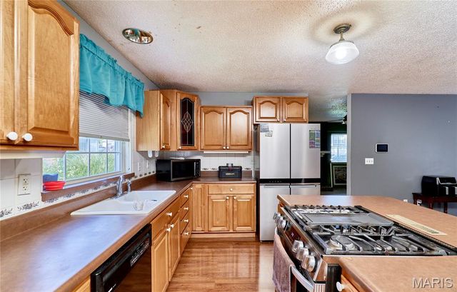 1628 Clock Tower Drive, St Louis, MO 63138