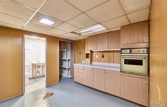 1628 Clock Tower Drive, St Louis, MO 63138