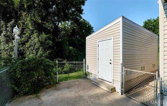 1628 Clock Tower Drive, St Louis, MO 63138