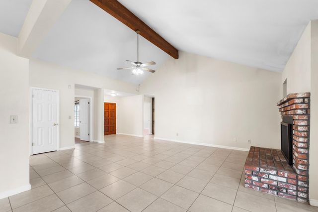 1407 Purvis Avenue, Clovis, CA 93611