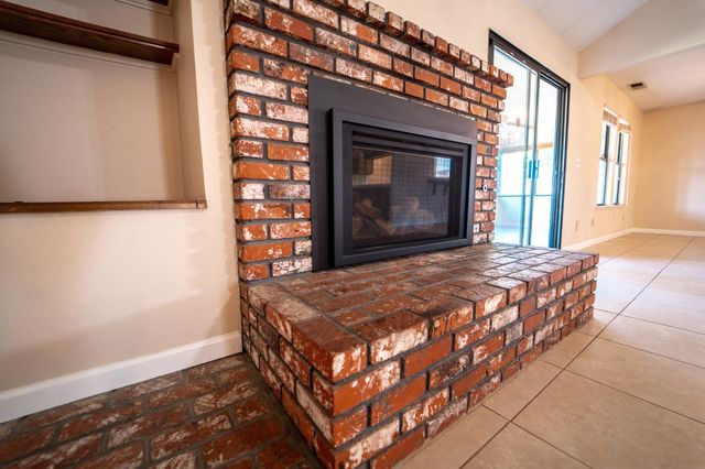 1407 Purvis Avenue, Clovis, CA 93611