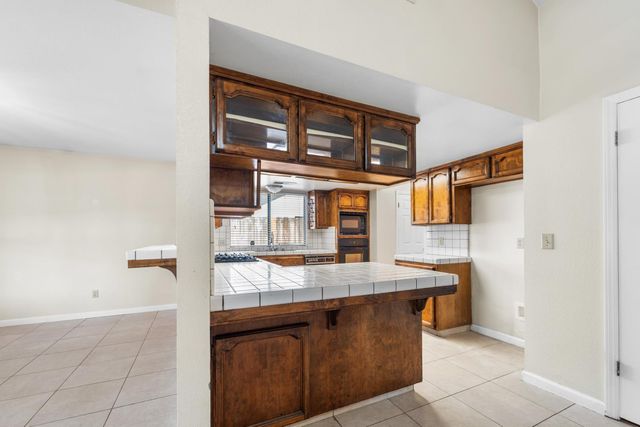 1407 Purvis Avenue, Clovis, CA 93611
