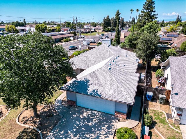 1407 Purvis Avenue, Clovis, CA 93611