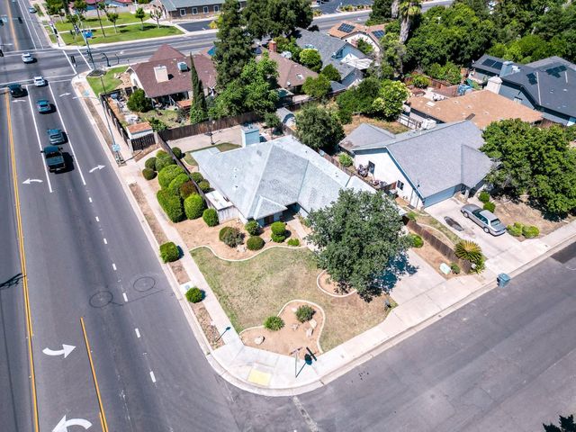 1407 Purvis Avenue, Clovis, CA 93611