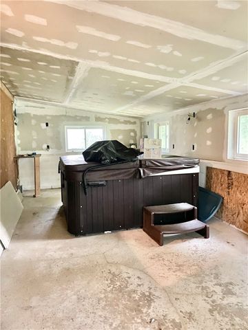 22 Miller Street, Auburn, NY 13021