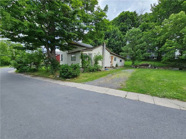 22 Miller Street, Auburn, NY 13021