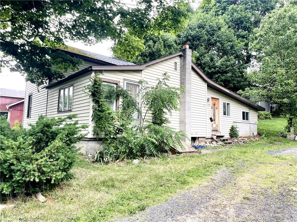 22 Miller Street, Auburn, NY 13021