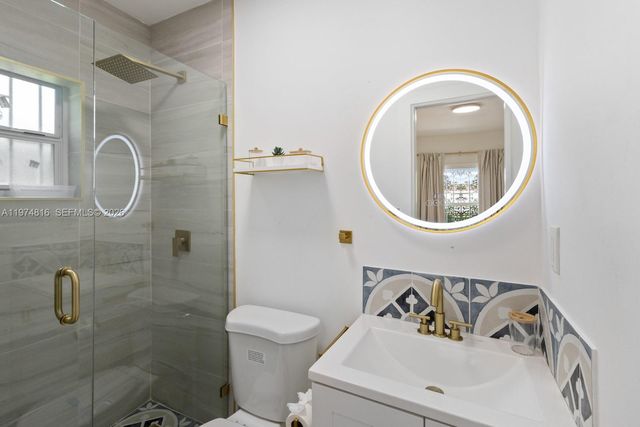 790 NW 60th St, Miami, FL 33127