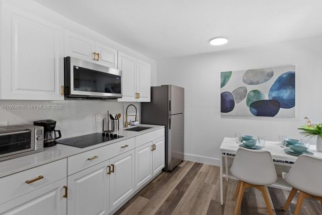 790 NW 60th St, Miami, FL 33127