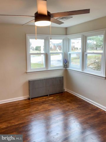 266 REDWOOD DR, Lancaster, PA 17603