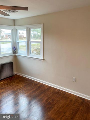 266 REDWOOD DR, Lancaster, PA 17603