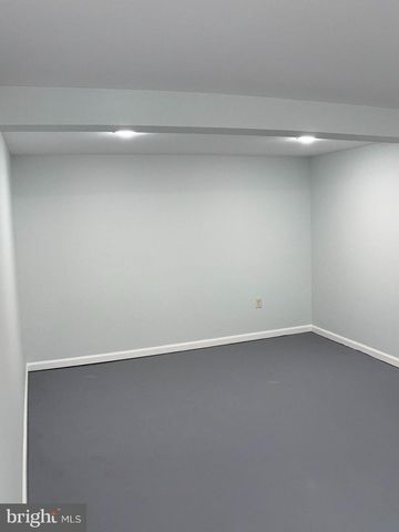 266 REDWOOD DR, Lancaster, PA 17603