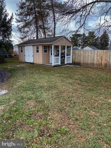 266 REDWOOD DR, Lancaster, PA 17603