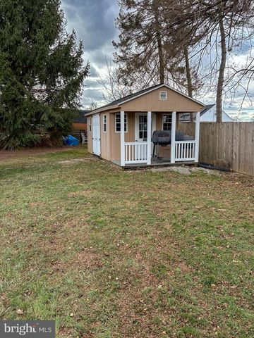 266 REDWOOD DR, Lancaster, PA 17603