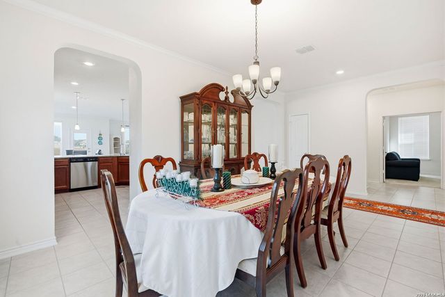 5103 Devanado, San Antonio, TX 78261