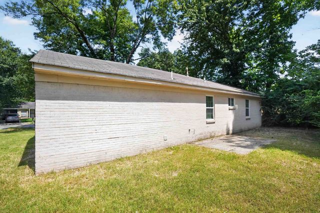 3842 TESSLAND RD, Memphis, TN 38128