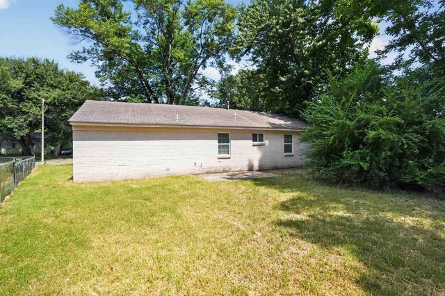 3842 TESSLAND RD, Memphis, TN 38128