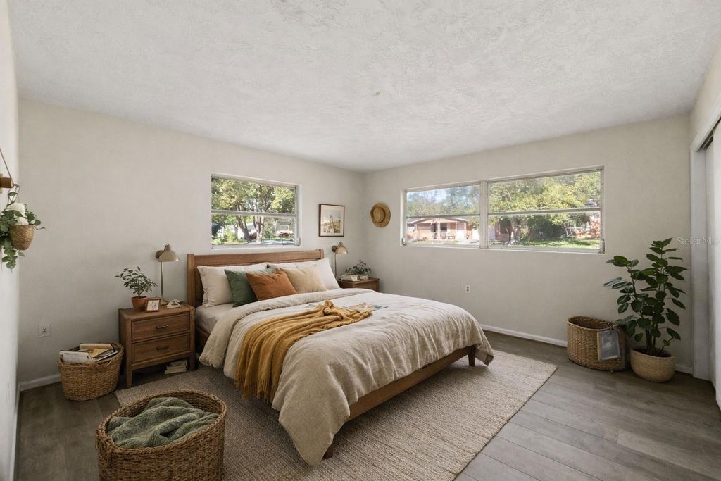 Image 3 of property listing at 49 S OSCEOLA STREET, Beverly Hills, FL 34465