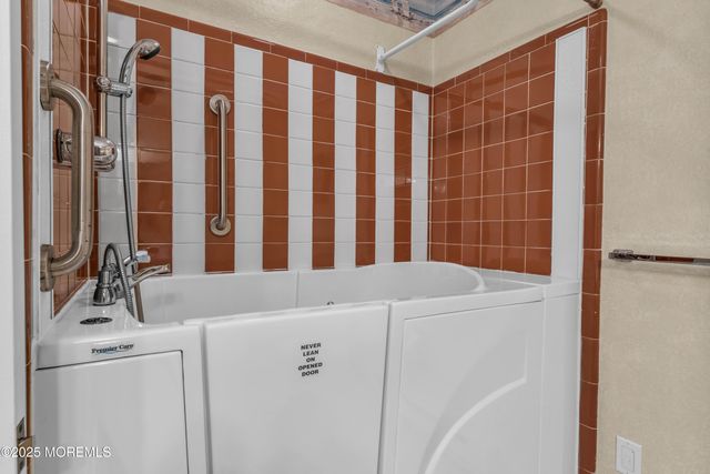 450D Cheshire Court D, Lakewood, NJ 08701