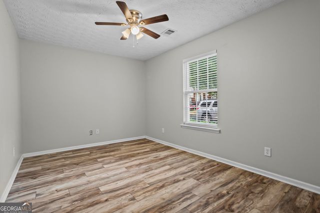 216 Village Square Drive, Woodstock, GA 30188