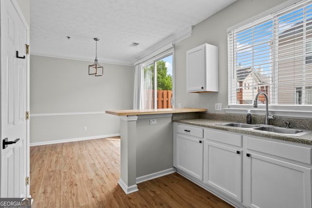216 Village Square Drive, Woodstock, GA 30188