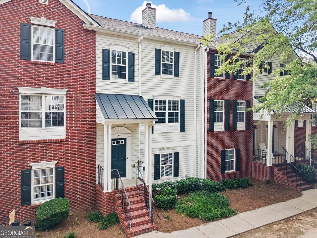 216 Village Square Drive, Woodstock, GA 30188