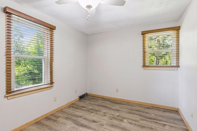 9535 Shady Oak Drive, Chaska, MN 55318