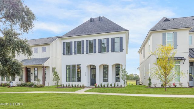 325 Bozeman Trail, Scott, LA 70583