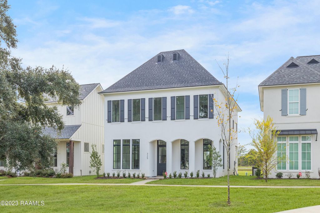 325 Bozeman Trail, Scott, LA 70583