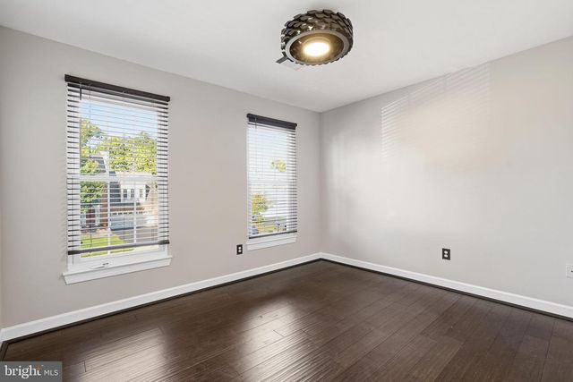 43949 BRUCETON MILLS CIR, Ashburn, VA 20147