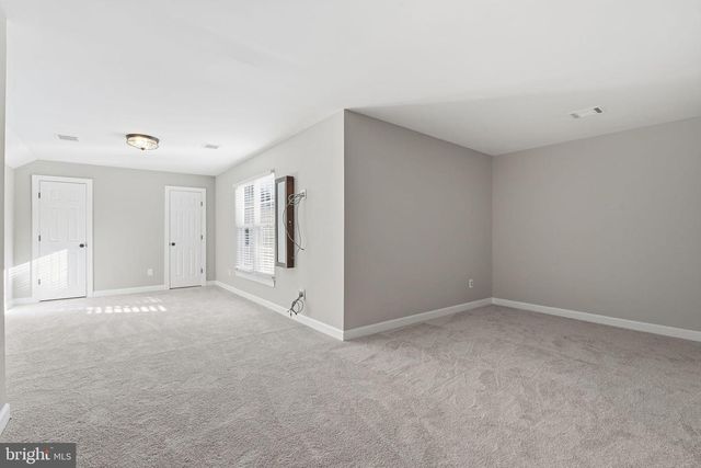 43949 BRUCETON MILLS CIR, Ashburn, VA 20147