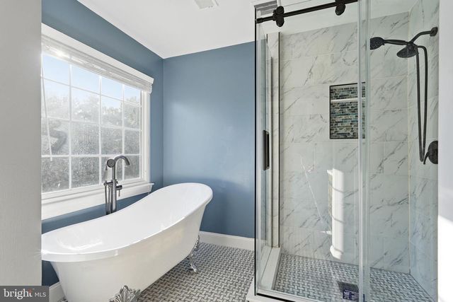 43949 BRUCETON MILLS CIR, Ashburn, VA 20147